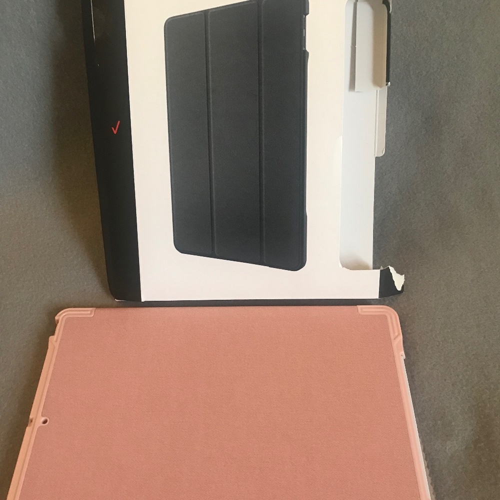 IPad case and screen protector